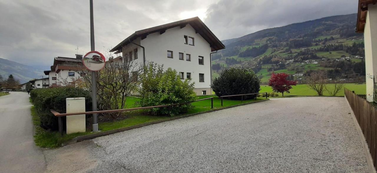 Apart Eno Stumm Bagian luar foto