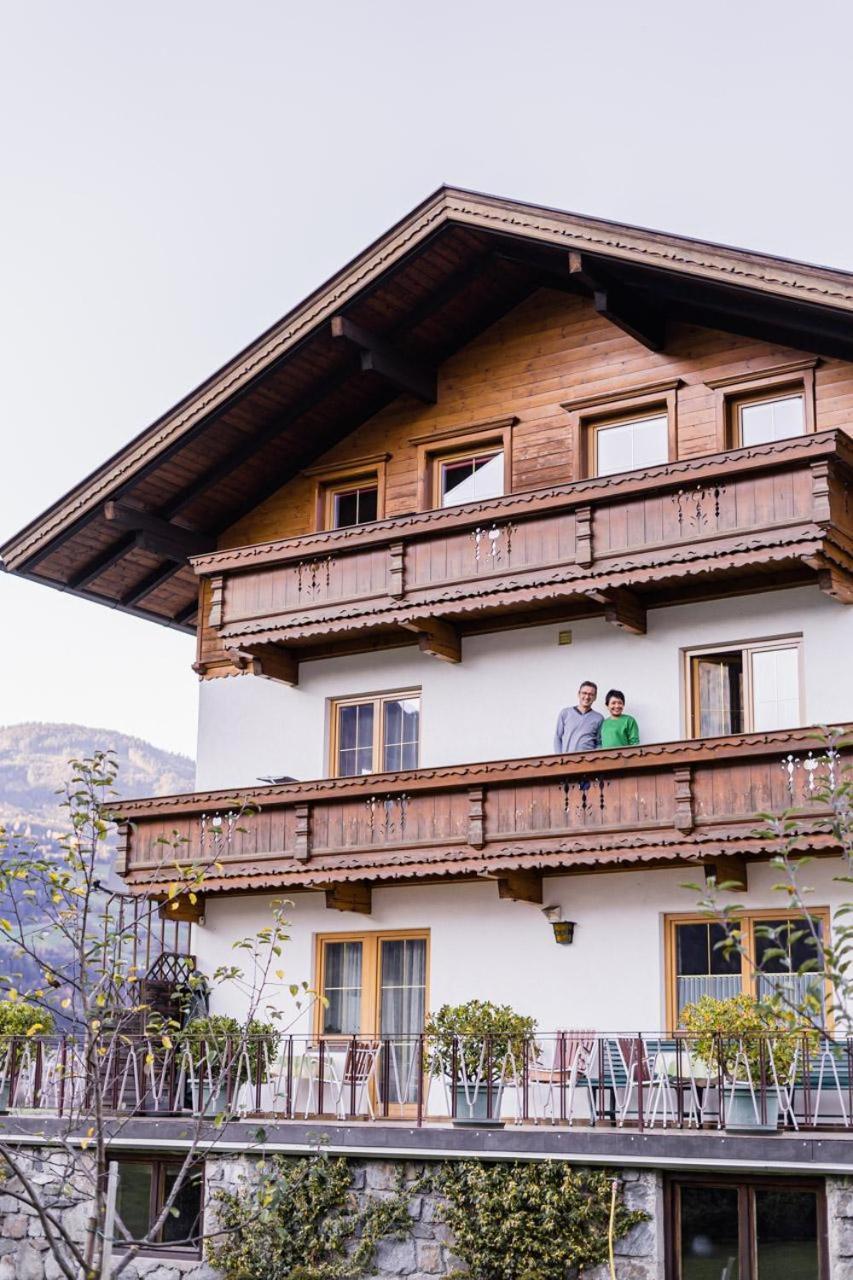 Apart Eno Stumm Bagian luar foto